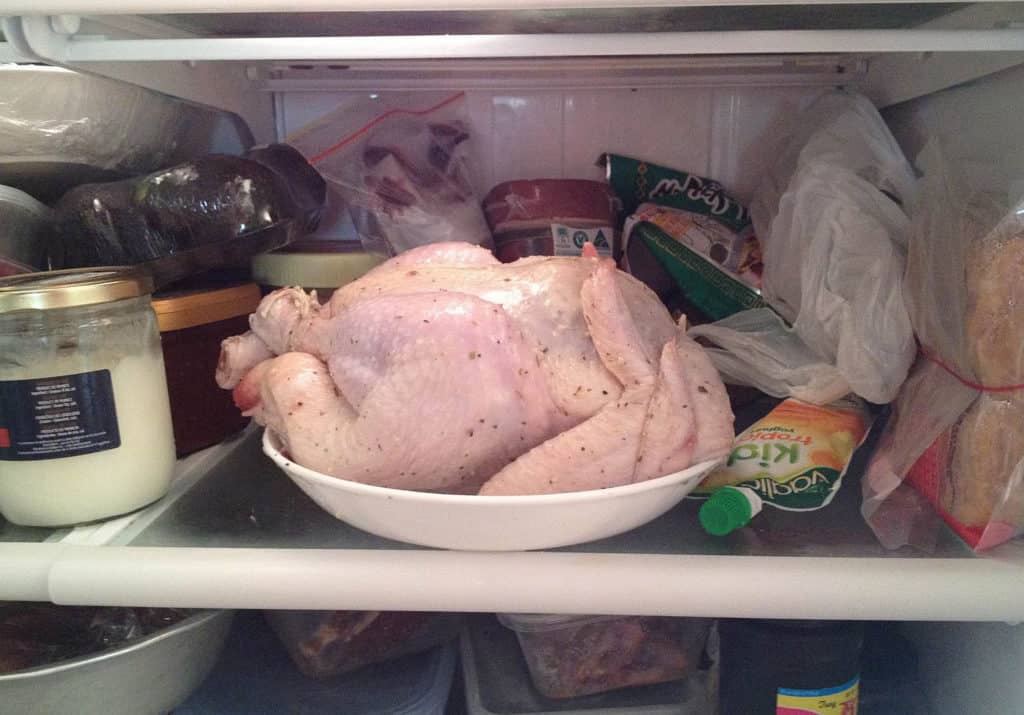defrosting frozen chicken using fridge